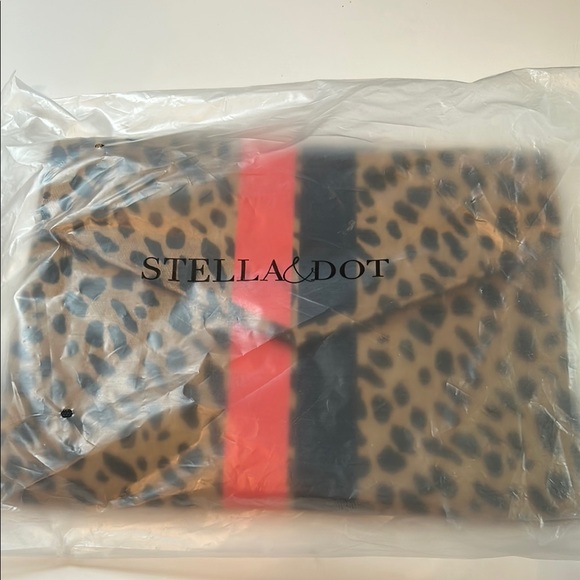 Stella & Dot Bellamy Clutch - Picture 7 of 7